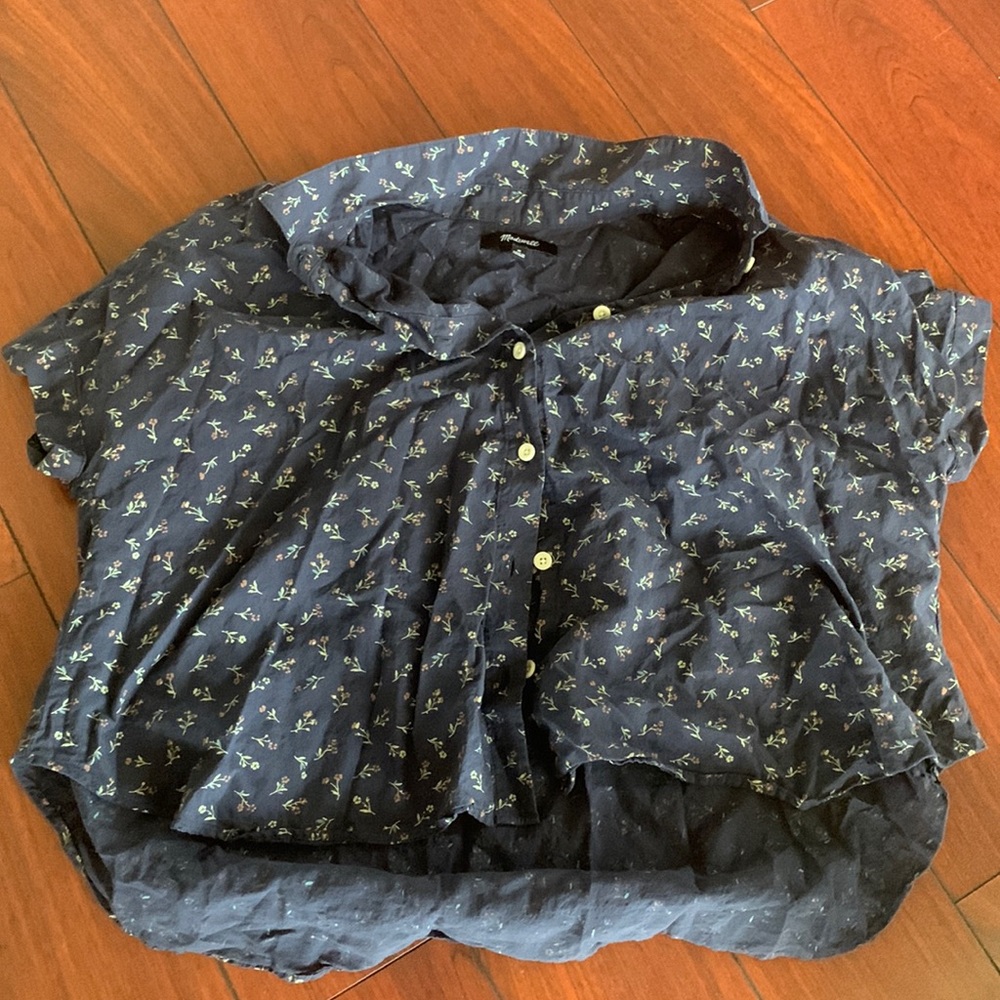 Cropped blouse
